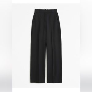 A&F Sloane trousers in black (shown in tan in model photo)